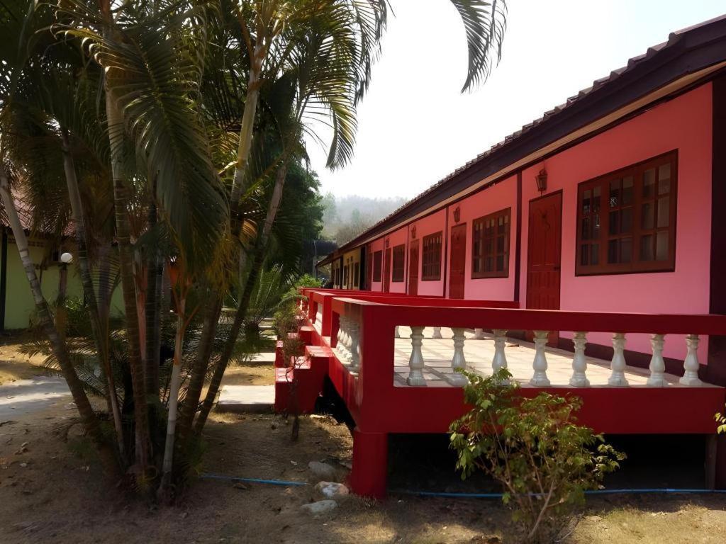 Umphangburiresort Ngoại thất bức ảnh