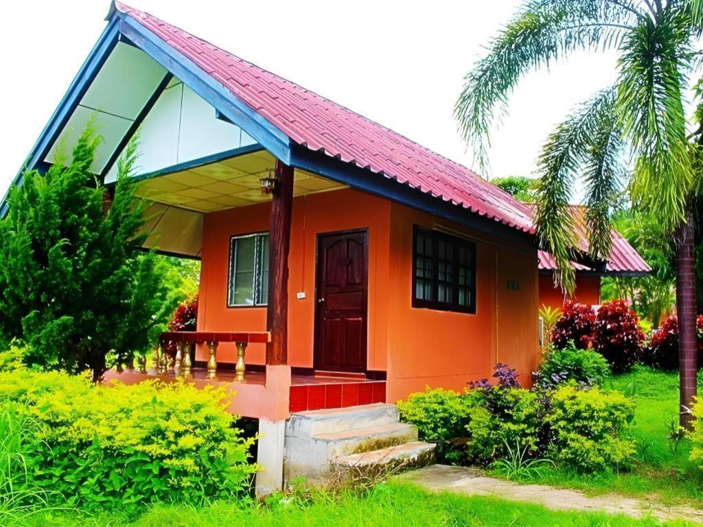 Umphangburiresort Ngoại thất bức ảnh