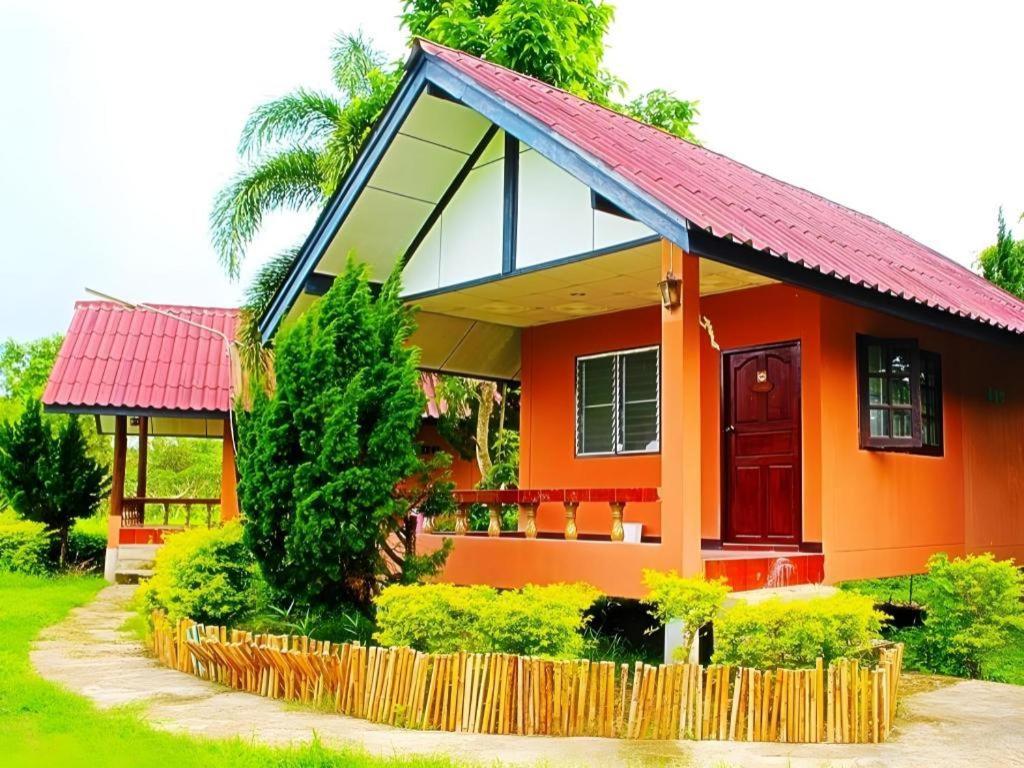 Umphangburiresort Ngoại thất bức ảnh