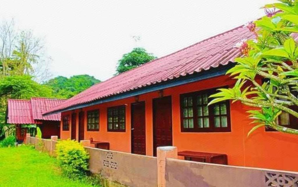 Umphangburiresort Ngoại thất bức ảnh